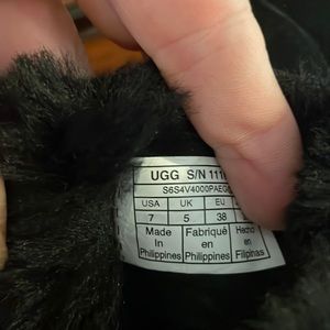 New without tags.  Ugg Mini’s. Never worn.